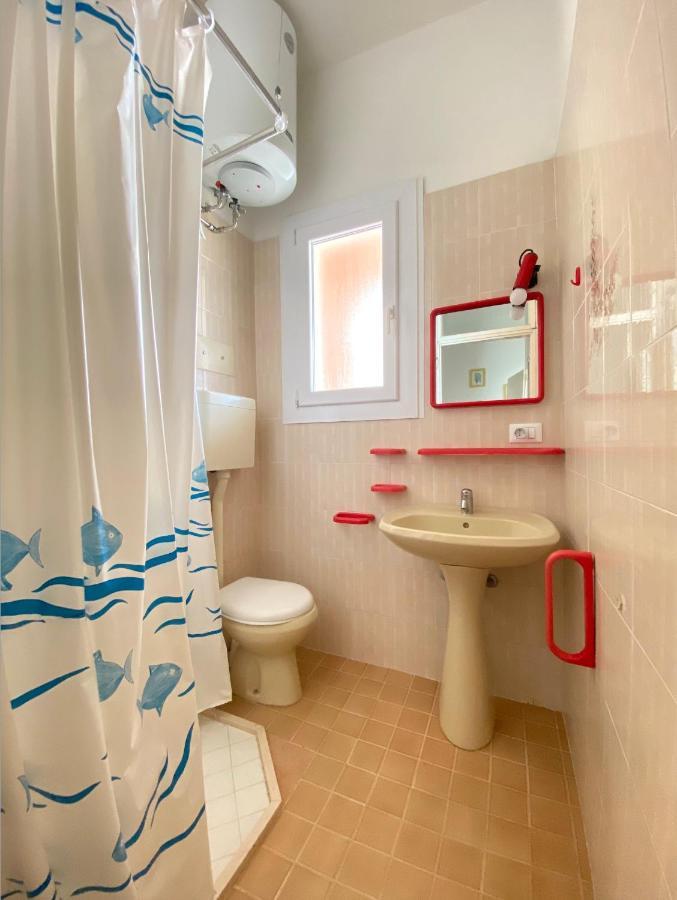 Villa Fronte Mare-Carraro Immobiliare Jesolo - Family Apartments Dış mekan fotoğraf