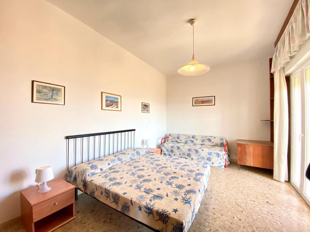 Villa Fronte Mare-Carraro Immobiliare Jesolo - Family Apartments Dış mekan fotoğraf